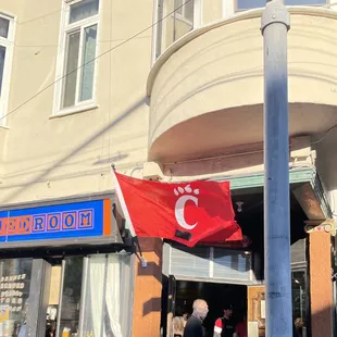 The Cincinnati Bearcats Alumni have the good TV reserved on Saturday mornings, in perpetuity.