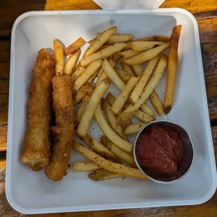 Kids menu: fish and chips