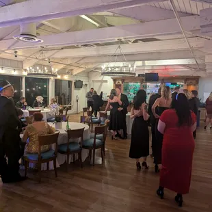 secondary event space with bar (smaller line(