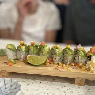 The corona roll