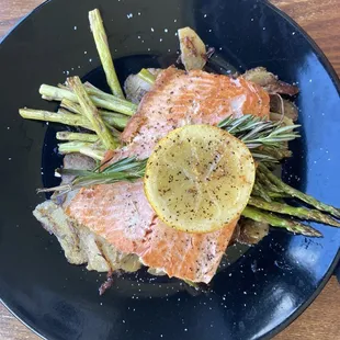 food, grilled seafood, seafood, fish, grilled fish