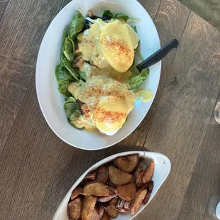 Crab cake Benedict and their amazing home fries!