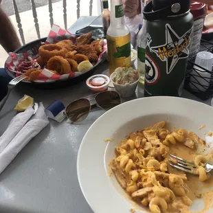 Cajun Mac and the First Mate's Feast