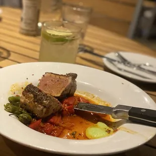 CORIANDER SEARED YELLOWFIN TUNA*