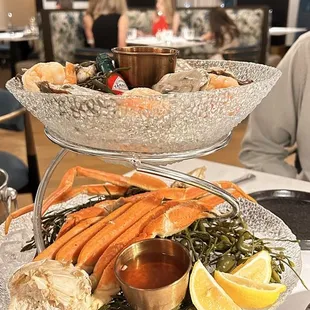 Seafood tower (daily special)