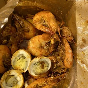Shrimp soggy and overcooked Over cooked eggs that were green