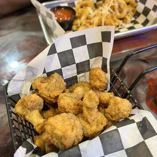 Calamari (top) Fried mushrooms  (bottom)