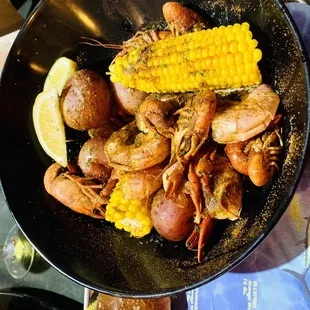 Shrimp and crawfish boil