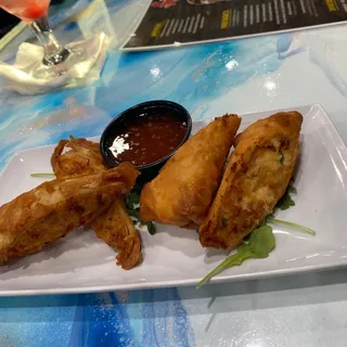 SEAFOOD EGG ROLLS