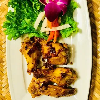 A6. Caramelized Chicken Wings