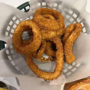 a basket of onion rings