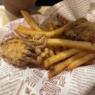 Fried bluecrab and fries