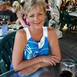 Jan E.