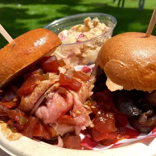 Lamb &amp; mushroom sliders