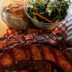 BBQ spare ribs, house roll, kale salad
