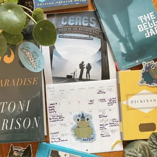 Calendar view for April 2022