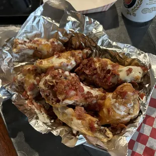 Bacon medium mixed with ranch wings