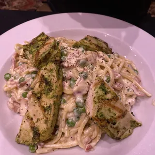 Bucatini alla Carbonara Pasta