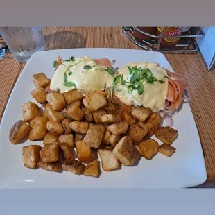 Eggs Benedict