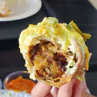 @makeMePrettie Flautas! I wanted to show you they actually stuff their flautas! So filling and delicious!