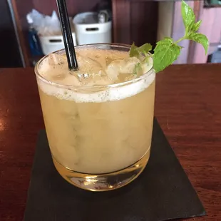 Jon's Mai Tai psssst it's a Vic's 44. IN CLEVELAND keeeeyowww!!  so understated. I'm back in the islands.