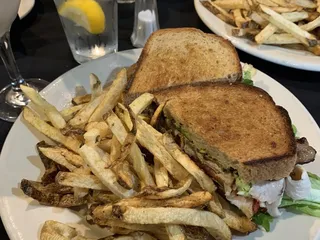 Jaffre's Restaurant & Bar & Six Pack