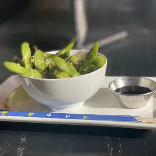 a bowl of sugar snap peas