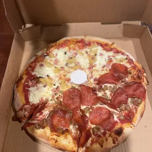 Half lava laua and half butcher pizza. Soooo good!