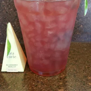 Wide selection of teas from Harney &amp; Sons and TeaForte served hot or over ice.