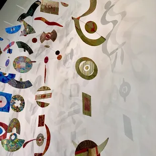 "The Descendents" by Jason Pollen was inspired by the shadows of aspen leaves and mobiles by Alexander Calder. #ericnielsenkc #kansascity