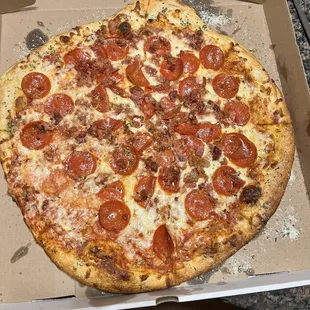 Pepperoni, Bacon
