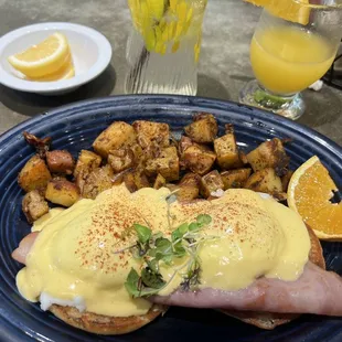 Eggs Benedict