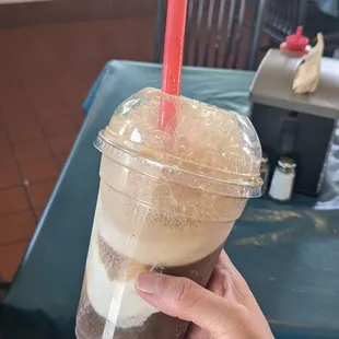 Root beer Float