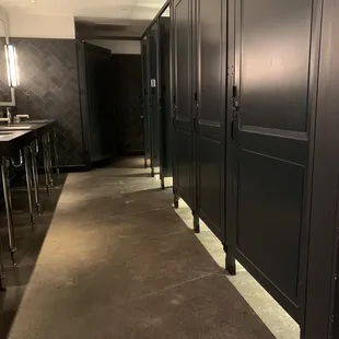 Women&apos;s bathroom