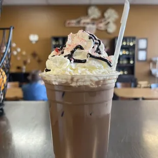 Jingle Bells Latte: dark chocolate and peppermint