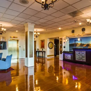 Located in the Best Western Plus Grosvenor Hotel, South San Francisco