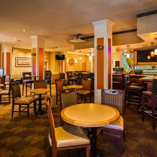 Our Lounge is open at 3PM every day!