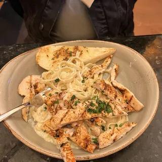 Cajun Chicken Fettuccine Alfredo