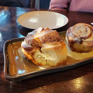 Jumbo Cinnamon Roll