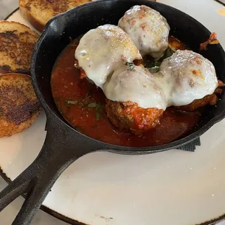 Mawmaws Meatballs Dinner
