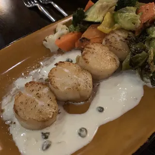 Seared Jumbo Scallops Dinner