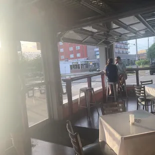 Love when they have the garage doors open