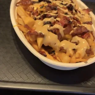 Bacon, cheese and fries