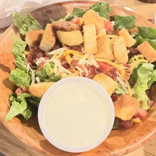 Salad w ranch