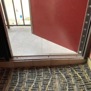 How safe is this? This is the door to the balcony. Very dangerous!!!!