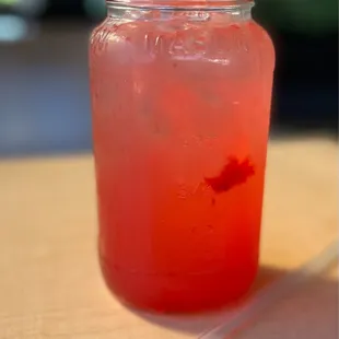 Strawberry lemonade