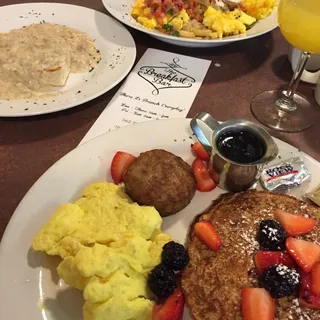 Biscuits & Gravy