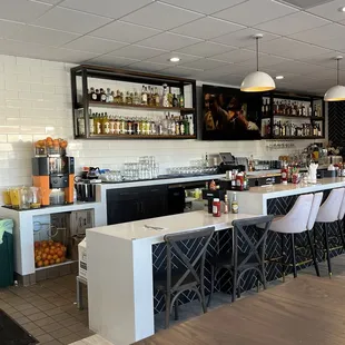 Bar area. Set up for fresh orange juice and also mixed drinks.