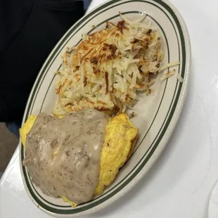 Omelette with gravy