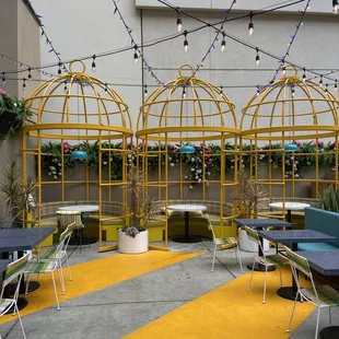 Adorable bird cages you can dine in